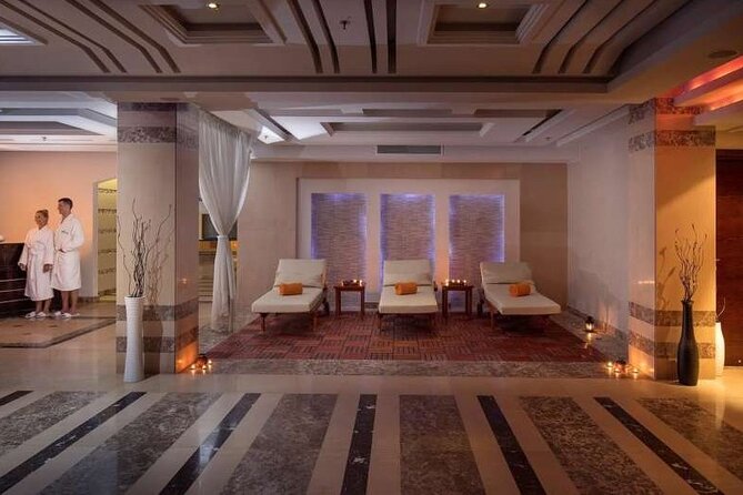 Cleopatra Treatment With Full Body Massage, Jacuzzi & Sauna - The hammam ceremony: steam chamber and kessa glove exfoliation