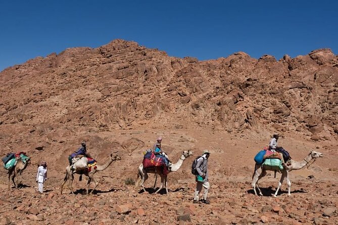 Dahab Blue Hole and Towailat Mountain - Dahab promenade time: a real break for photos and markets