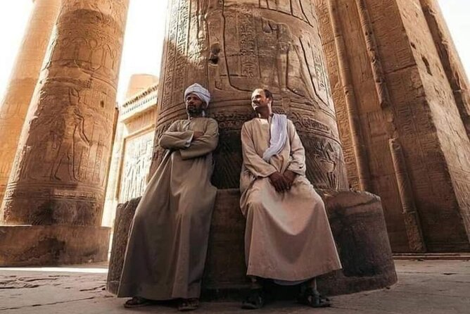 Daily Tour at The East & West Bank of the Nile - Luxor lunch break: 2 hours that protect your energy