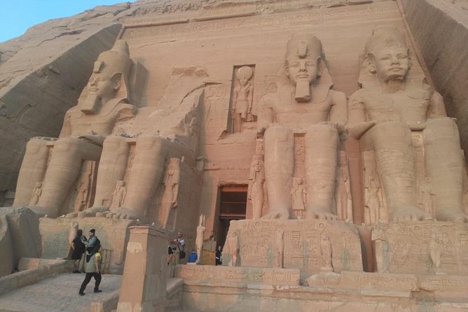 Day Tour to Abu Simbel from Aswan by Bus - Why Abu Simbel Starts at 4:00 am (and why that’s a good thing)