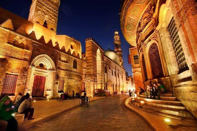 Day tour to Islamic Cairo - Al-Azhar Mosque: the centerpiece, and why Friday changes everything