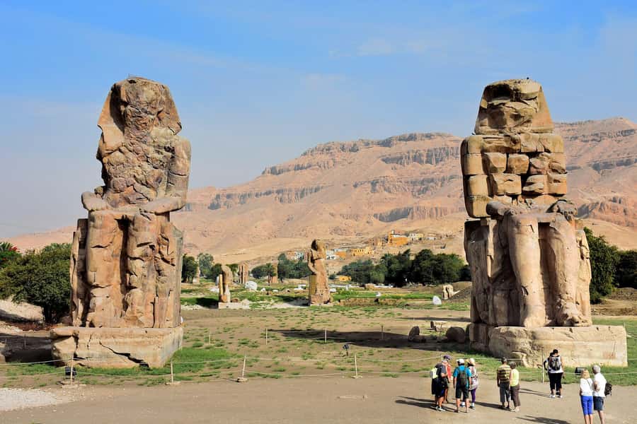 Day tour to Luxor from Aswan - Valley of the Kings: How the Guide Helps You Not Get Lost