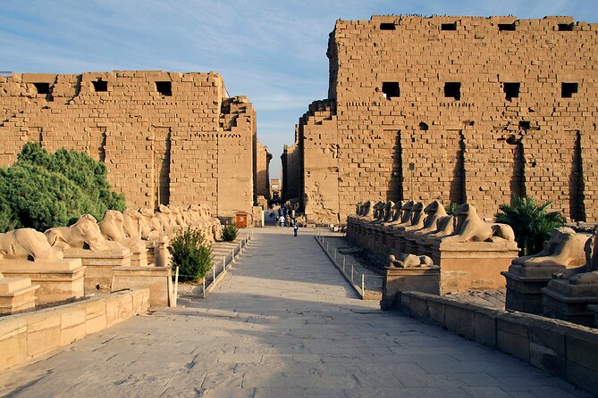 Day Tour To Luxor from Hurghada by Bus with Lunch - Heat, shopping attention, and how to stay in control