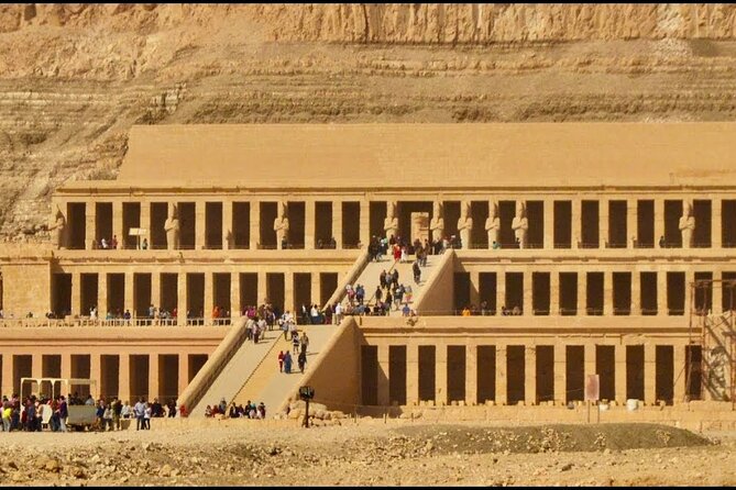 Day Tour To Luxor from Hurghada by Bus with Lunch - West Bank first: Valley of the Kings and why the guide matters
