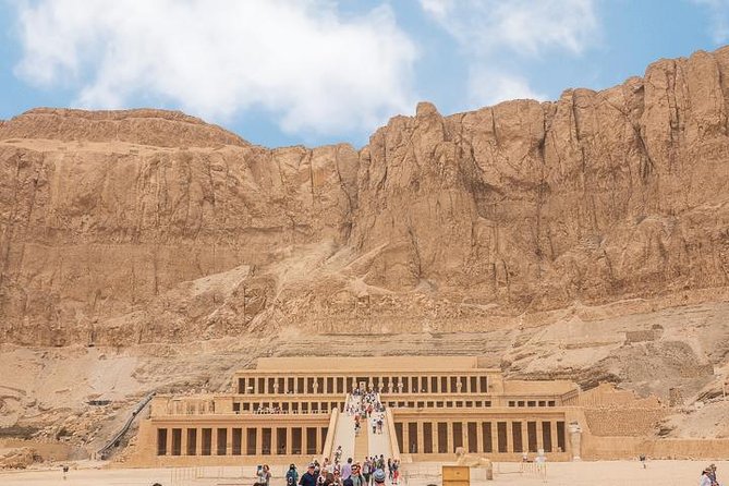 Day Tour to Luxor West Bank - Lunch and bottled water: small details that affect your whole mood