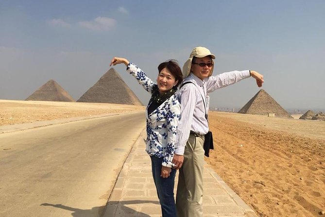 Day Tour to the Pyramids of Giza, Egyptian Museum and Khan El khalili Bazaar - Price and value: what $9 per person should make you double-check
