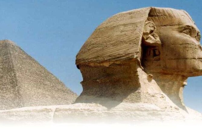 Day trip from Hurghada to Cairo by plane - The Sphinx stop: short time, big impact