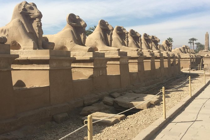 Day Trip to Luxor from Hurghada with Hotel Pickup and Lunch - Entrance fees and the money question: what’s included
