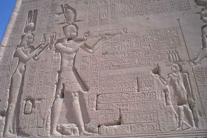 Dendera Temple Half Day Private Tour from Luxor - The Temple of Hathor: artwork, ceiling details, and what to look for