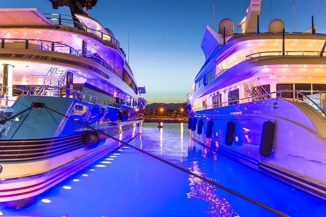 Dinner Cruise Full party & Show & Belly dancer in Sharm El Sheikh - The Party Show: Singer, Violinist, DJ, and Belly Dancer