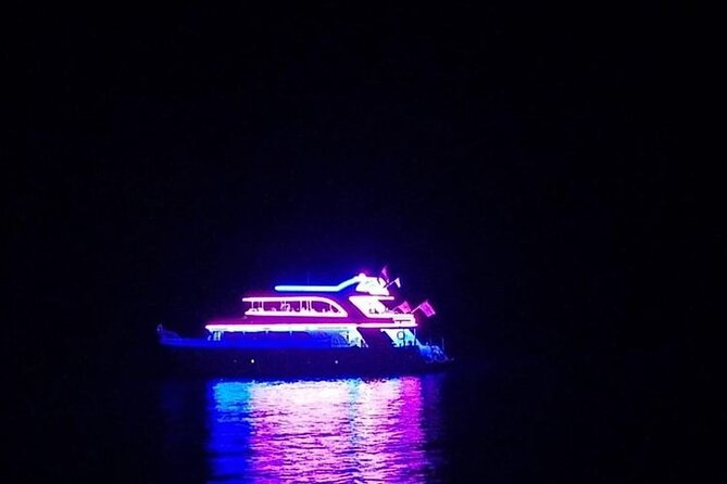 Dinner Cruise Full party & Show & Belly dancer in Sharm El Sheikh - Group Size and the Social Mood on Board