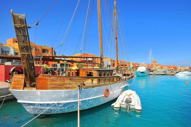 Discover Hurghada VIP Private Tour with Sea Food Lunch - Hurgada - Getting There: Pickup, Mobile Tickets, and What to Budget
