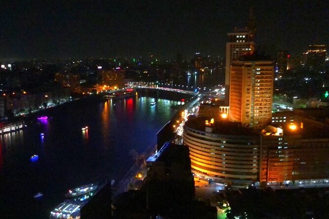 Discover The Amazing Nightlife Of Cairo And Riding the Carriage - Private Guide Quality: What to Expect From Your Companion