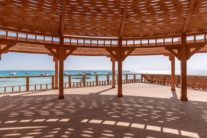 Dolphin House By Private Speedboat With Giftun Island _ Hurghada - Food and drinks on board: the included snack boost