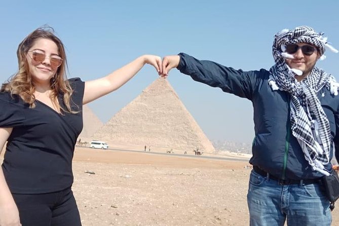 Egypt Short Break Day Tour: Pyramids, Sphinx and Egyptian Museum From Cairo Airport - Great Sphinx: The One Stop Where Details Matter