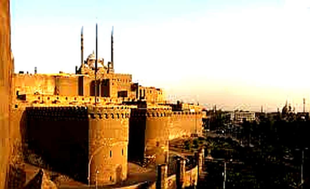 Egyptian Civilization Museum, Citadel & Old Cairo Tour - Traditional Cairo lunch: keep it local and simple