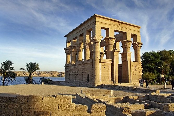 Enjoy 4 nights Nile Cruise Luxor&Aswan&Abu Simbel&Balloon from Cairo by plane - Price and Value: Why $1,040 Can Make Sense