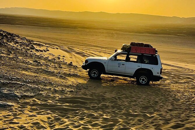 Enjoy safari The black and white desert two night 3 days - Transportation: Private 4x4 Means You Don’t Waste Time