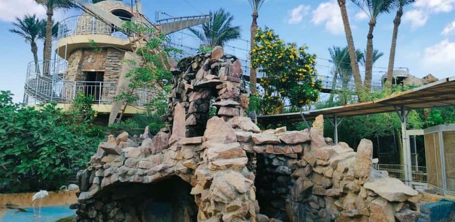 Entry Ticket: Grand Aquarium Hurgada - Entering through the jungle-style entrance and first tank zones