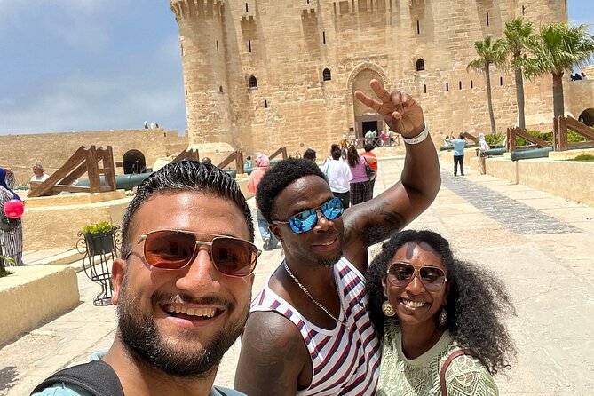 Exceptional Alexandria tour from Cairo + Alexandria food tour - Qaitbay Citadel: Ottoman fortress with sea views