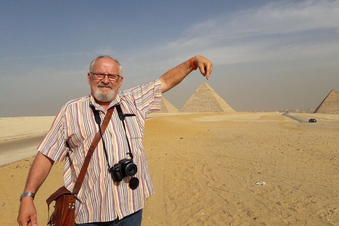 Excursion Hurghada Cairo Pyramids by plane - Small Group - A short Nile break: what the 30 minutes is best for