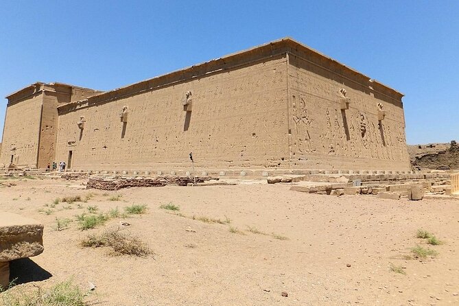 Explore Dendera Temple: Exclusive Half-Day Tour from Luxor - Roof Time: Panoramic Views and Better Angles for Photos