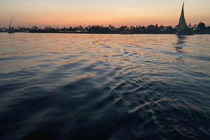 Felucca in Luxor Amazing Sunset sailing {Private} 2 Hours - Crew style in practice: relaxed sailing vs. small service red flags