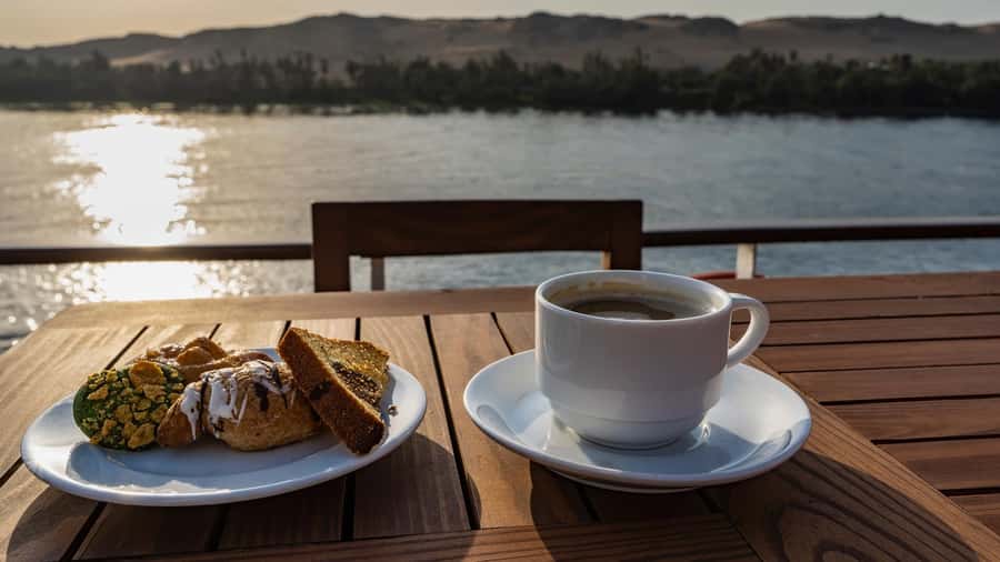 From Aswan: 4-Day 3-Night Nile Cruise with Hot Air Balloon - What you actually get for $1,000: value vs. extra costs