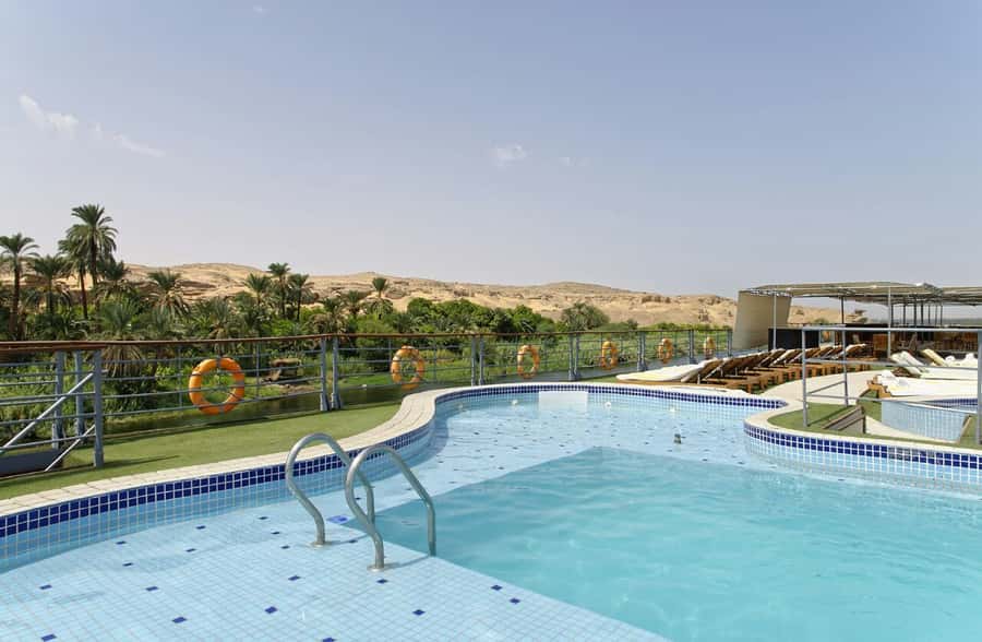 From Aswan: 4 Days Nile River Cruise with Guided Tours - Day 2: Free Time in Aswan, Kom Ombo Temple, and Edfu by Carriage