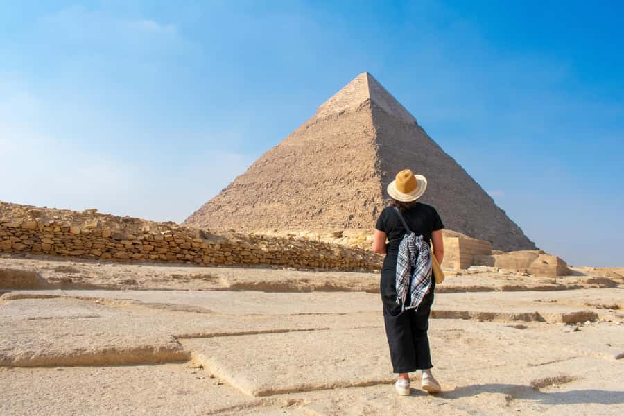 From Cairo: 11-Day Tour, Nile Cruise, Flights, Balloon - Getting Over to the Red Sea: Hurghada Flight, Beach Time, and Island Snorkeling