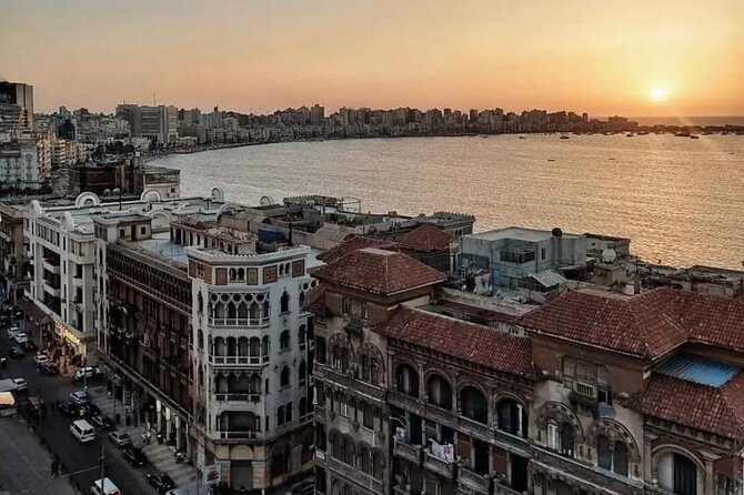 From Cairo: Full Day Guided Trip to Alexandria - Kom el Shoqafa catacombs: Roman burial architecture you can feel