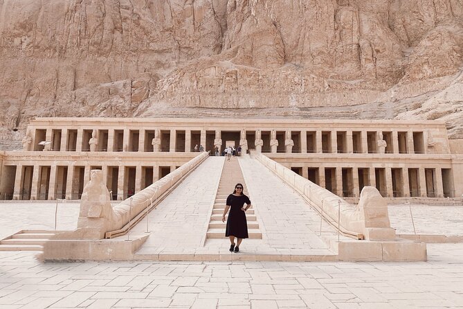 From Cairo Private Luxor Full-Day Tour with Guide and Flights - Colossi of Memnon and lunch: the pause that helps the day