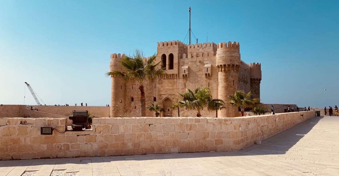 From Cairo: Private Luxurious Day Trip to Alexandria - Lunch in Alexandria: Eat Like Locals, Not Like a Detour