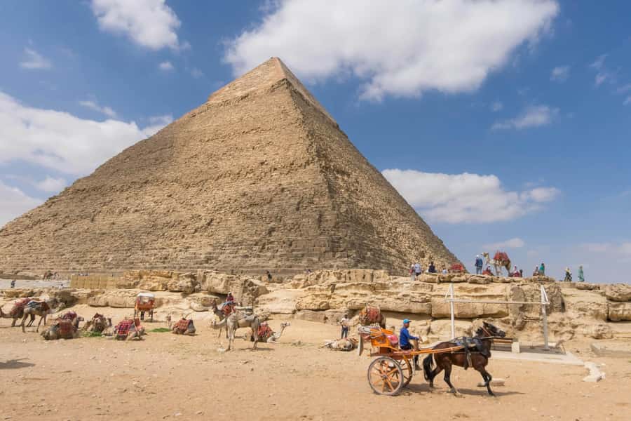 From Giza: Day tour to Giza Pyramids Tour with Pickup - Perfume, Papyrus, and Flower Cotton Stops: Souvenirs With a Time Trade-Off