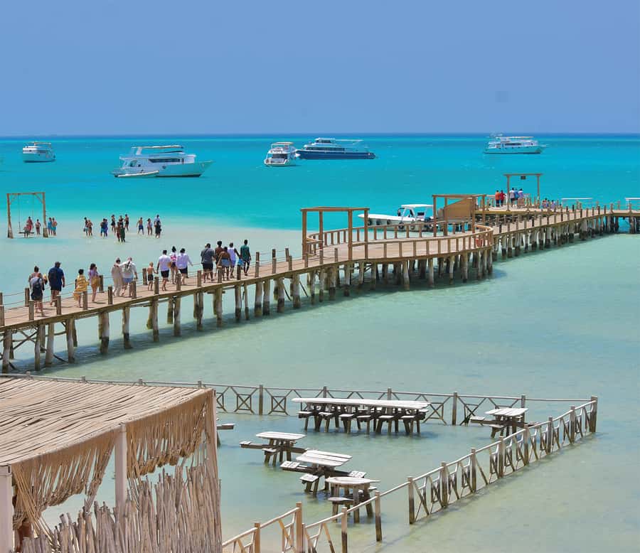 From Hurghada: Giftun Island Cruise with Lunch & Watersports - Snorkeling around the Red Sea islands: what to expect and how to make it count