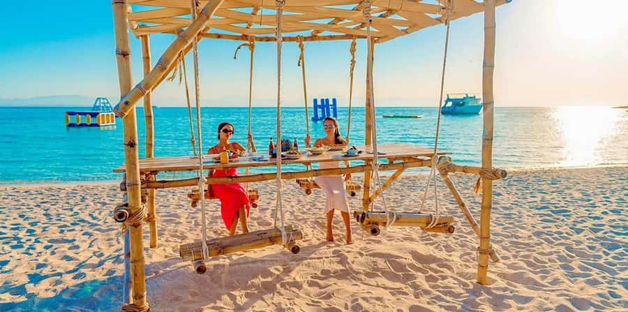 From Hurghada: Hula Hula Island Speedboat Tour with Dolphins - Why Hula Hula and Abu Minqar make a strong Red Sea day