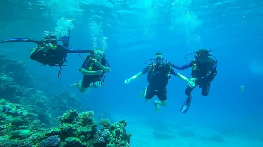 From Hurghada: Orange bay Snorkeling Cruise with Lunch - Lunch on Board: What You’ll Eat Between Reef Views