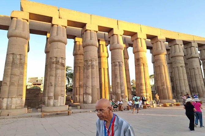 from Hurghada to Luxor private full day tour in Luxor with lunch - Valley of the Kings: The West Bank City of the Dead