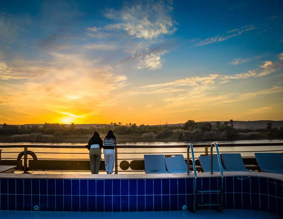 From Luxor: 6-Day Nile Cruise to Aswan with Hot Air Balloon - Price and logistics: what $1,100 gets you, plus what to budget
