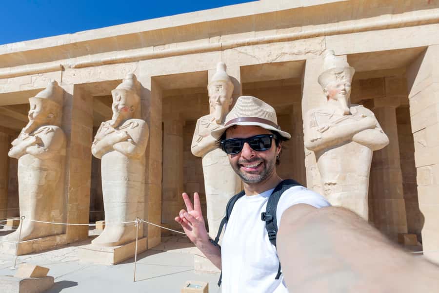 From Luxor: West Bank Tour with Valley of Queens & Lunch - Colossi of Memnon: Two Statues, Plus the Story Behind Them