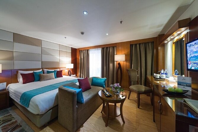 From Luxor:8-Night Luxury Nile River Cruise & Hot Air Balloon - Edfu and Kom Ombo: Ptolemaic temples with two different moods
