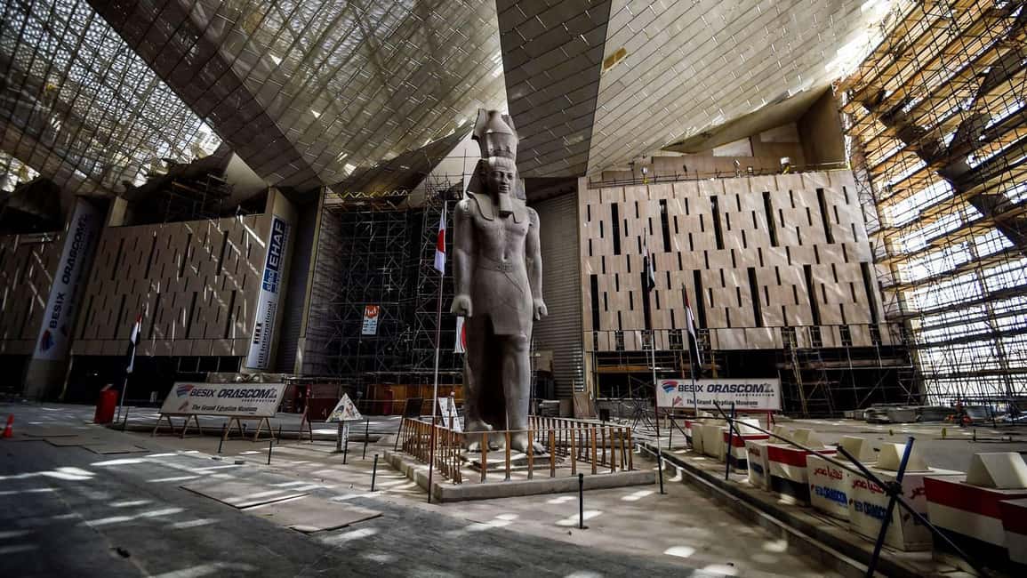 From Red Sea to the Sphinx: Giza Day Trip with Flights - From Sharm El Sheikh to Cairo by plane: why this tour works