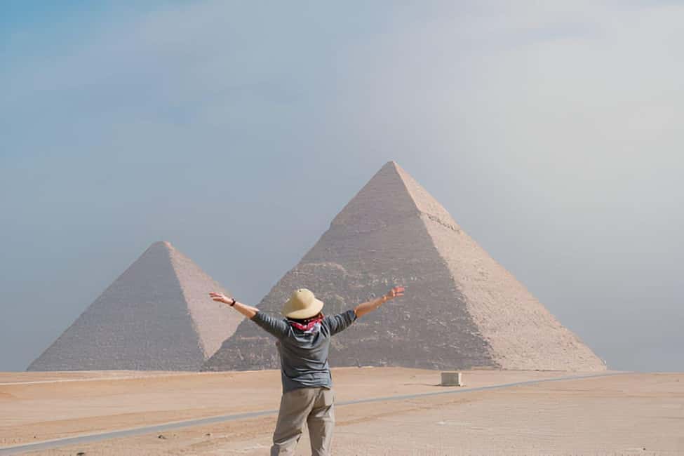 From Red Sea to the Sphinx: Giza Day Trip with Flights - Guides and drivers: the human layer that makes the day feel smooth