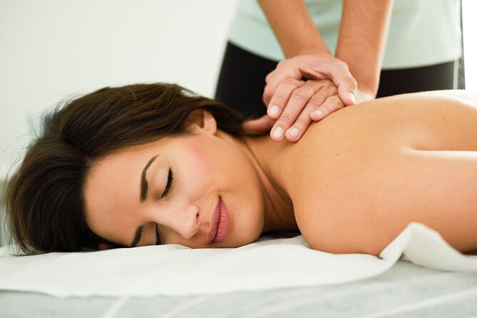 Full Body Massage One Hour with Jacuzzi, Sauna, Transfer-Hurghada - What the welcome feels like: small touches that reduce friction