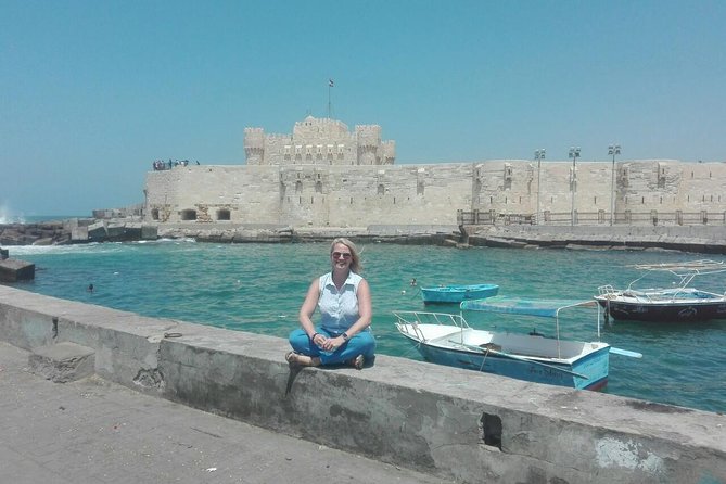 Full-Day Alexandria Private Guided Tour from Cairo with Lunch - Kom el Shoqafa Catacombs: Roman Burial Chambers Under Your Feet