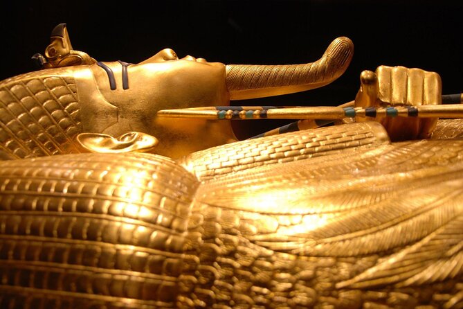 Full Day Cairo Guided Tour Pyramids and Museum, Lunch - Hurghada - Hurghada to Cairo: the 1:00 a.m. departure reality