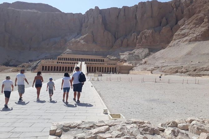 Full-Day East and West Luxor Private Tour - Pickup, Vehicle, and the Pace: Staying Comfortable in Luxor Heat