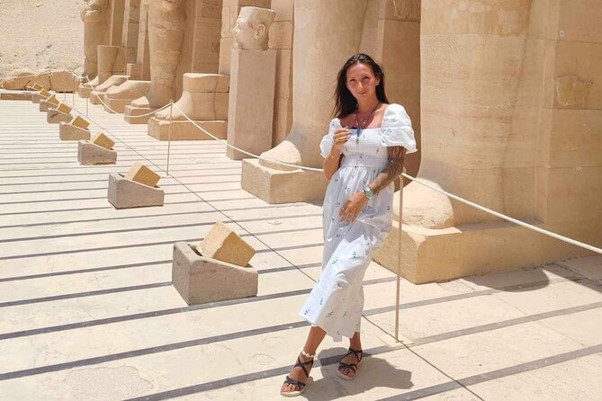 Full Day Luxor Tour from Hurghada by Minibus - Temple of Hatshepsut at Deir el Bahari: Cliffside Architecture With a Story