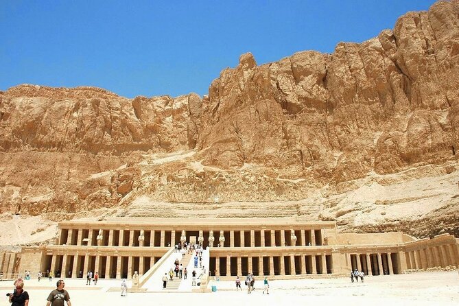 Full Day Private Guided Tour in East and West Bank Luxor - Colossi of Memnon: The 30-Minute Reset That’s Actually Worth It