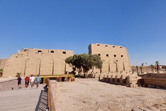 Full Day Private Guided Tour in Luxor - Deir el Bahari and Hatshepsut’s temple: why the cliffs matter